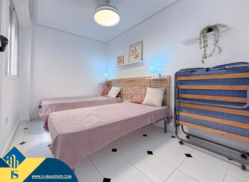 Foto dff29141-3de9-43a3-9b41-4f914e6d855e. Apartament amb calefacció a Zona Playa de los Locos Torrevieja