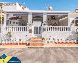 Casa en Zona Carrefour - Urbanizaciones. Bungalow con terraza, en la provincia de alicante, en la localid