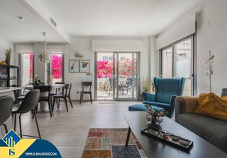 Chalet à El Acequión. Casa con piscina compartida, en la provincia de alicante, en la