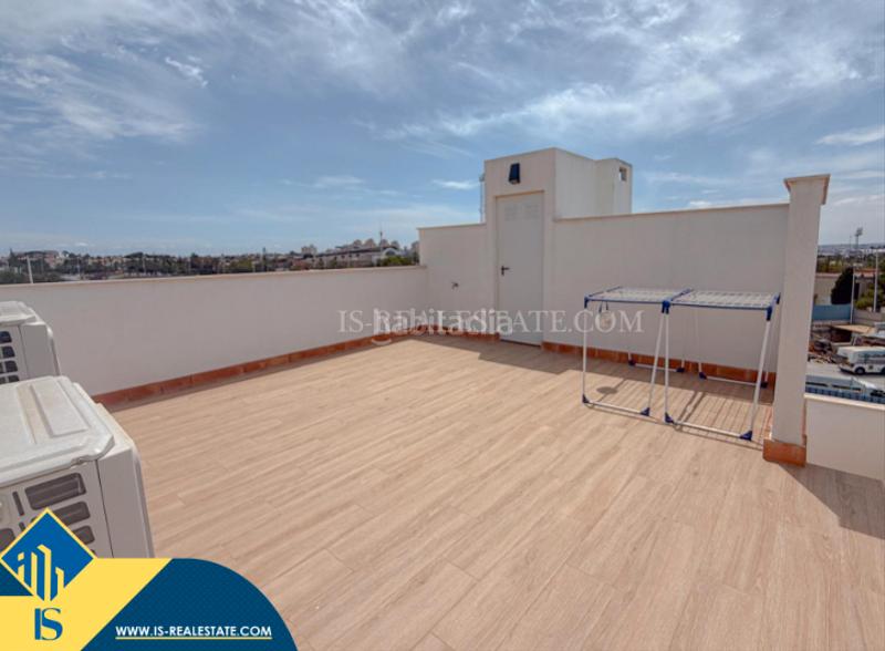 Foto a16903ef-a86e-4472-bb72-b0b013941761. Xalet amb aparcament piscina a Parque Acuático - Sector 25 Torrevieja