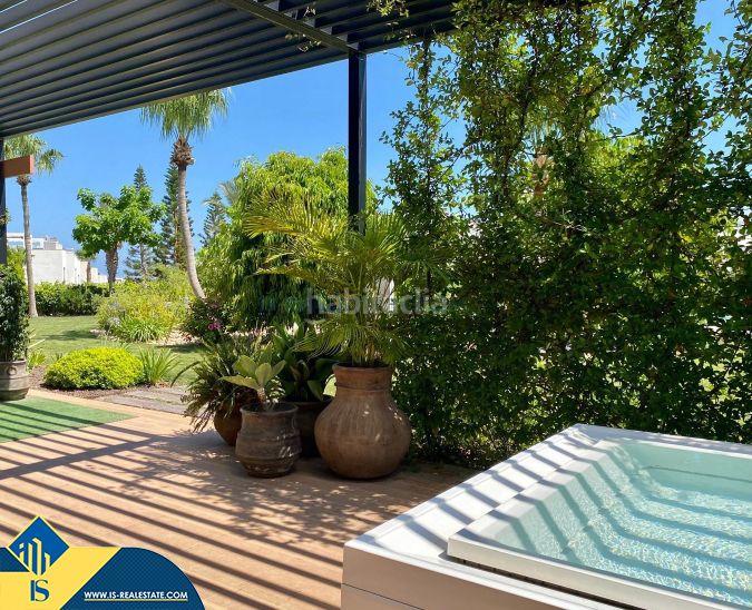 Foto 8784cf20-25fc-4110-86b9-90b0a19aba76. Àtic amb aparcament piscina a Los Balcones-Los Altos Torrevieja