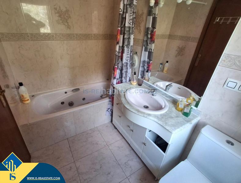 Foto 5be135a6-c2fa-4817-84e4-01b21a0ebbd8. Chalet mit parking pool in Villamartín-Las Filipinas Orihuela