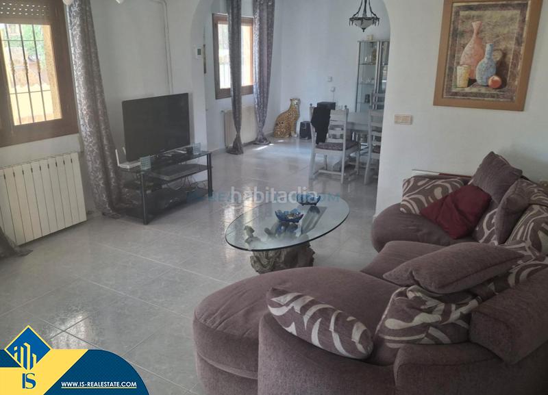 Foto c89a48d0-da99-4bec-9c72-303072a4ed18. Chalet mit parking pool in Villamartín-Las Filipinas Orihuela