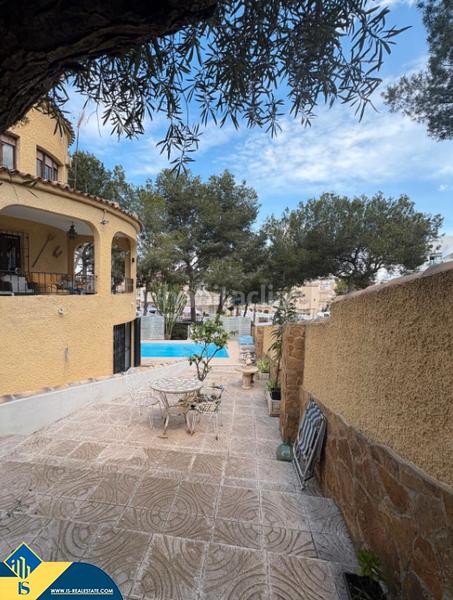Foto f85dac75-f0bf-49dd-bd99-ccaf61833489. Chalet mit parking pool in Villamartín-Las Filipinas Orihuela