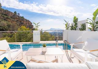Chalet en Altea la Vella. Chalet con piscina privada en la provincia de alicante, en altea