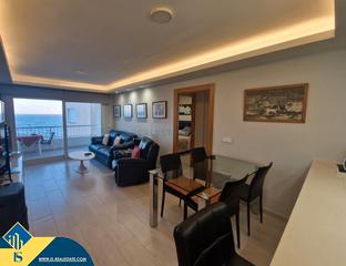 Appartement à Zona Playa del Cura. Apartamento reformado con piscina comunitaria, en la provincia d