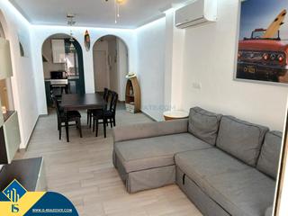 Appartement à Zona Playa del Cura. Apartamento reformado con terraza en alicante, provincia de torr