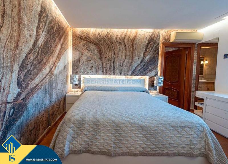 Foto 1559bae8-6b49-4260-84ab-a95ac0d96212. Chalet villa con piscina privada e, provincia de alicante. 4 habitaciones | 800 m² | 1,2 kilómetros hasta el mar. en Calp