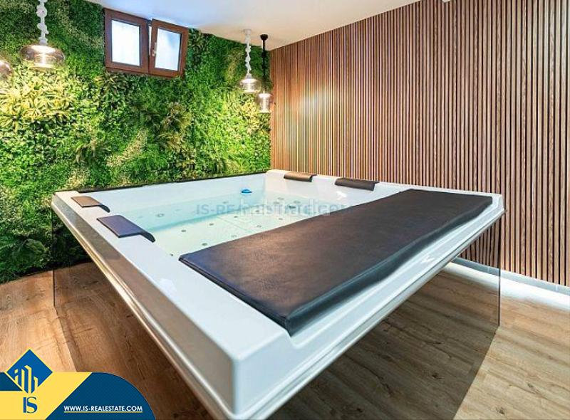 Foto 3df2033b-c737-4efd-916a-582b13d0d046. Chalet villa con piscina privada e, provincia de alicante. 4 habitaciones | 800 m² | 1,2 kilómetros hasta el mar. en Calp