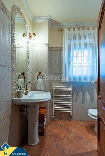 Foto 6483e004-a94a-4197-9819-37a7fbbbf391. Chalet villa con piscina privada e, provincia de alicante. 4 habitaciones | 800 m² | 1,2 kilómetros hasta el mar. en Calp