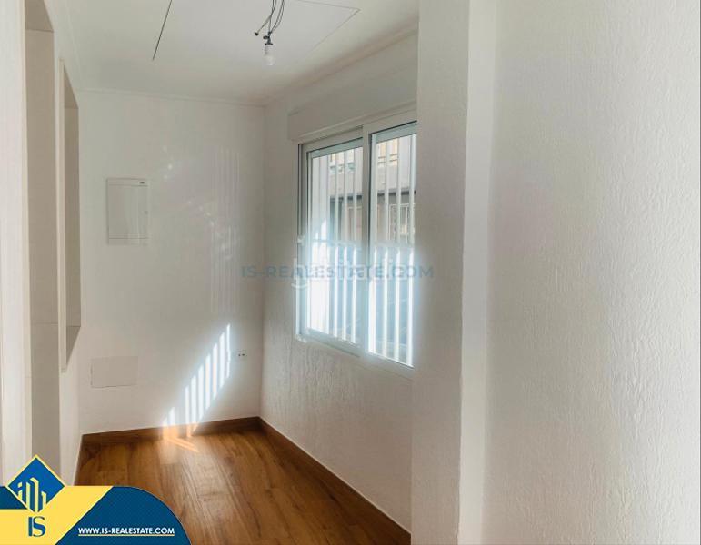 Foto b00eba04-bbc2-45d0-90f2-268a36583c0a. Pis amb aparcament a Avenida Habaneras - Curva de Palangre Torrevieja