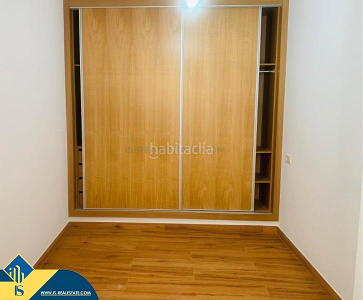 Foto b0a038f2-b01e-4ba9-82c7-a0cdc042e451. Pis amb aparcament a Avenida Habaneras - Curva de Palangre Torrevieja