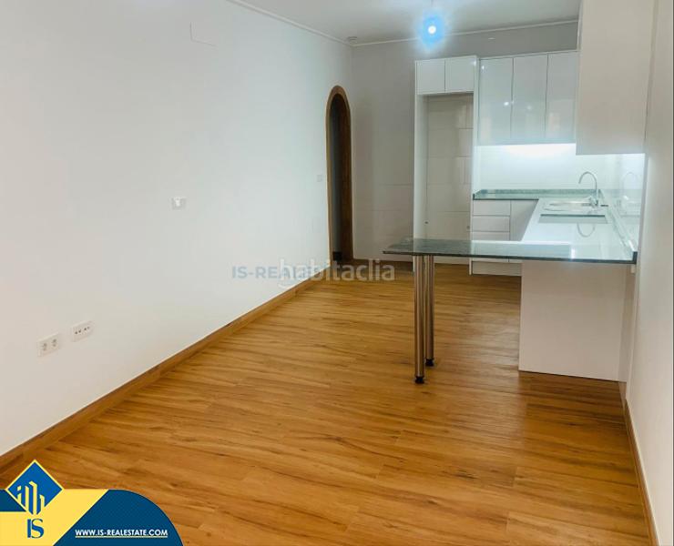 Foto f3cf09de-f927-4e07-b4e7-ea16196911dc. Pis amb aparcament a Avenida Habaneras - Curva de Palangre Torrevieja