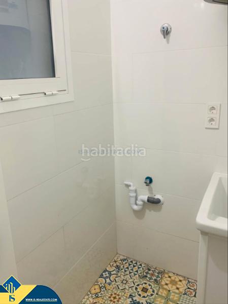 Foto fb9484ad-f82e-41dd-a6ae-197738441f38. Flat with parking in Avenida Habaneras - Curva de Palangre Torrevieja