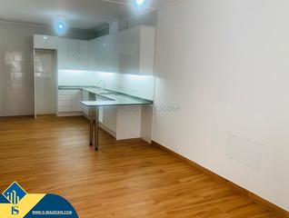 Etagenwohnung in Avenida Habaneras - Curva de Palangre. Apartamento reformado cerca del mar en la provincia de alicante,