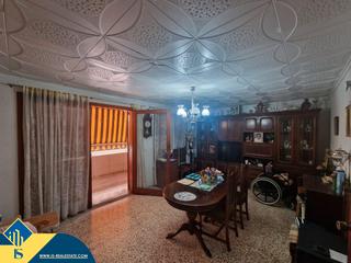 Appartement à Playa de los Náufragos. Apartamento con terraza en la provincia de alicante, en torrevie