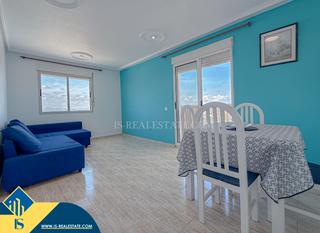 Appartement à Nueva Torrevieja. Apartamento con piscina compartida en torrevieja, provincia de a