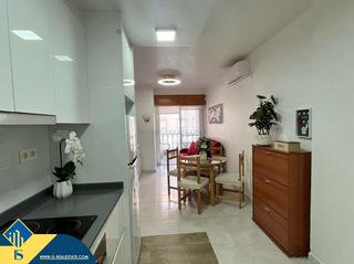 Apartamento en El Molino. Apartamento con piscina compartida, en la provincia de alicante,