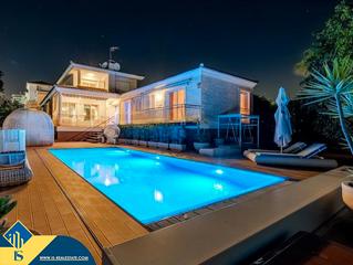 Chalet à Cañada del Molino. Villa con piscina privada, en la provincia de alicante, en la ci