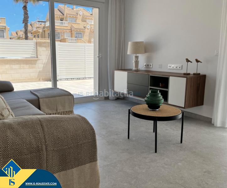 Foto 50f01750-a2c6-43c5-aa4d-c83d1ad0393e. Pis amb aparcament piscina a Aguas Nuevas Torrevieja