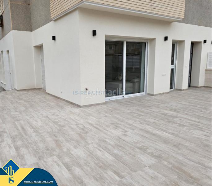 Foto a7603c94-831d-4dcf-bfcd-29c9251302d9. Pis amb aparcament piscina a Aguas Nuevas Torrevieja