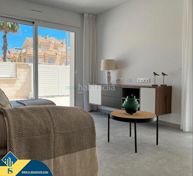 Foto decca476-1c21-4cc7-a694-7486023d7fc9. Pis amb aparcament piscina a Aguas Nuevas Torrevieja