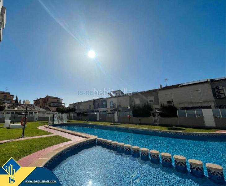 Foto f0654bcd-0c46-4529-b5ce-0c9dcf3b6eb8. Pis amb aparcament piscina a Aguas Nuevas Torrevieja
