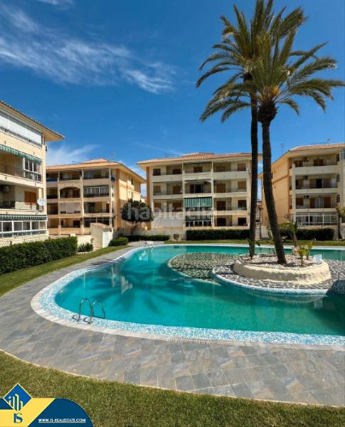 Foto 2484f0d4-0898-4f59-8e30-b46fc5d7023c. Duplex with pool in Torreblanca Torrevieja