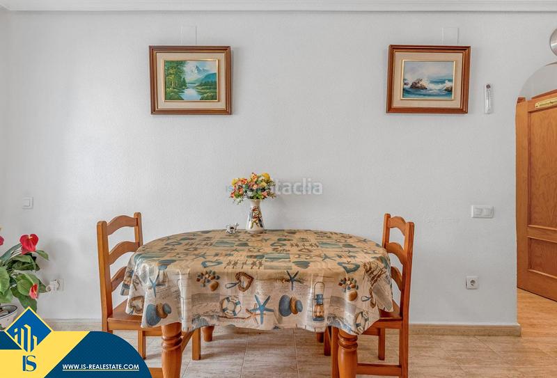 Foto 0a551fa9-78f4-41d8-b801-82fb8bd9e317. Apartament amb calefacció aparcament piscina a Zona Carrefour - Urbanizaciones Torrevieja