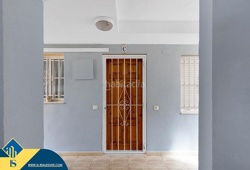 Foto 239164e3-17f2-4926-9b56-c722fcb1ca2b. Apartament amb calefacció aparcament piscina a Zona Carrefour - Urbanizaciones Torrevieja