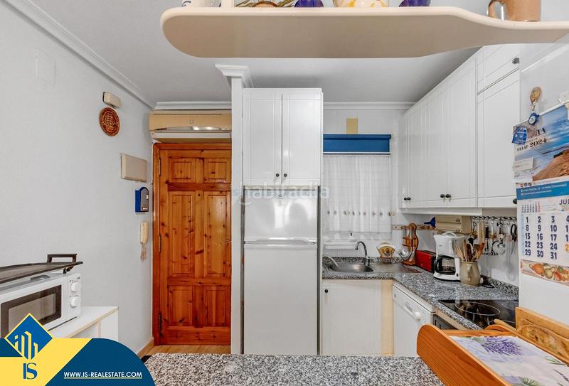 Foto f4bfc72d-344c-41a9-b028-dc414fde2154. Apartament amb calefacció aparcament piscina a Zona Carrefour - Urbanizaciones Torrevieja