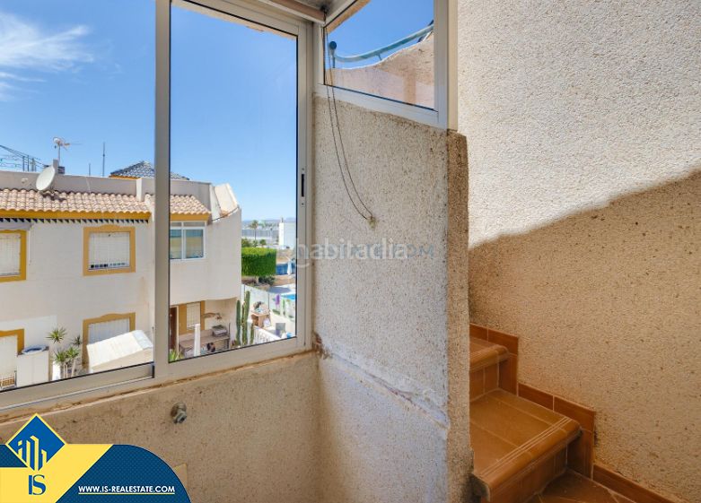 Foto b0b2a630-1670-41fa-aeff-ea5ad88cda19. Casa amb piscina a Parque Acuático - Sector 25 Torrevieja