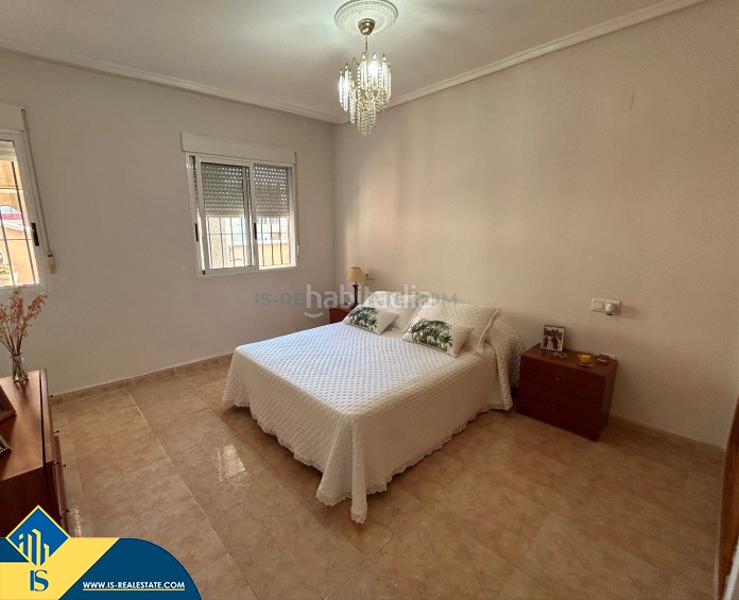 Foto 1f2bdccf-f292-4778-b0a4-04a259456ff5. Attico con piscina in Centro - Muelle Pesquero Torrevieja