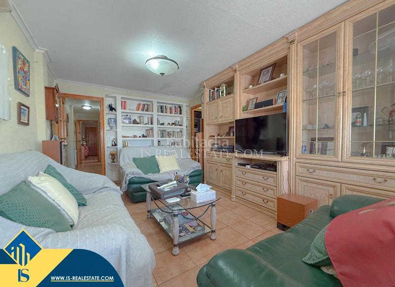 Foto 2c3a6f0b-ff4c-4daf-96af-7f581046bbfd. Ático atico con terraza , provincia de alicante. 3 habitaciones | 99 m² | 500 metros del mar en Torrevieja