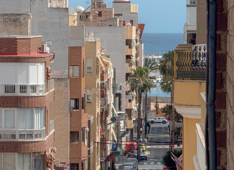 Foto 2df11bd8-9519-4a3f-ade2-f8a1aabccd48. Ático atico con terraza , provincia de alicante. 3 habitaciones | 99 m² | 500 metros del mar en Torrevieja