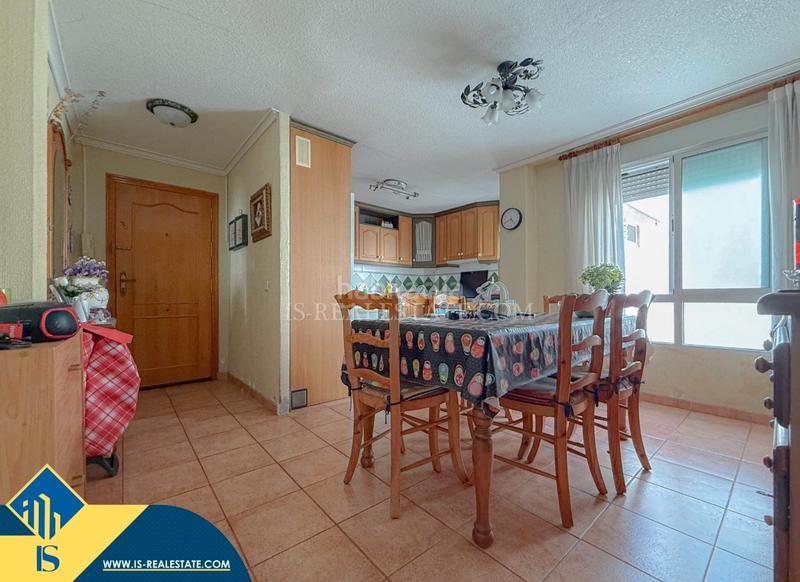 Foto 80319f08-49b6-45b8-b0f8-41d6b27dba86. Ático atico con terraza , provincia de alicante. 3 habitaciones | 99 m² | 500 metros del mar en Torrevieja