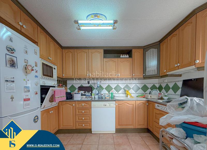 Foto 83487238-f3b3-4133-bbc6-16df43fecb07. Ático atico con terraza , provincia de alicante. 3 habitaciones | 99 m² | 500 metros del mar en Torrevieja