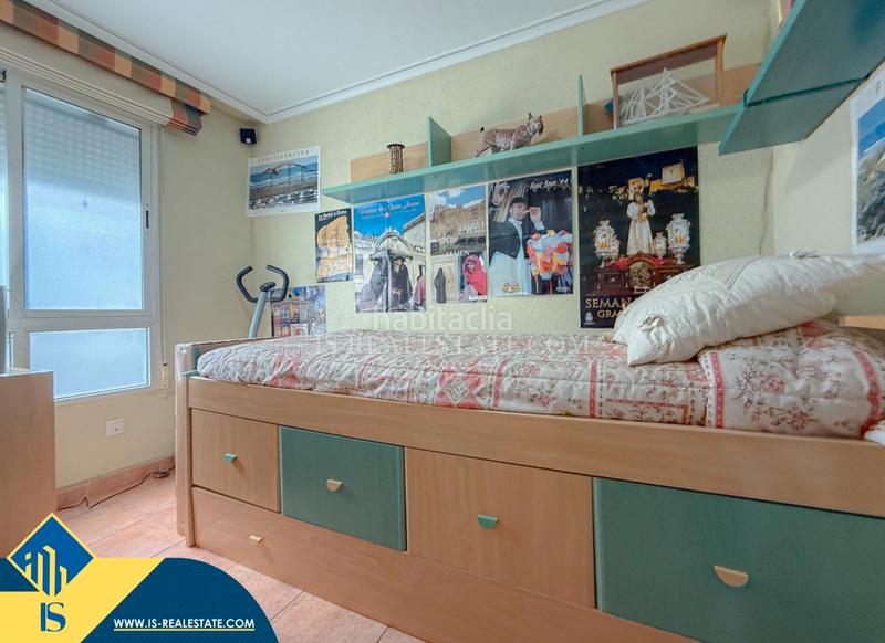 Foto ca243241-c7de-421f-8036-9f997fedeee7. Ático atico con terraza , provincia de alicante. 3 habitaciones | 99 m² | 500 metros del mar en Torrevieja