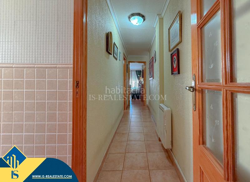 Foto d904c20c-62fc-4bf2-acff-56ef636ca79a. Ático atico con terraza , provincia de alicante. 3 habitaciones | 99 m² | 500 metros del mar en Torrevieja