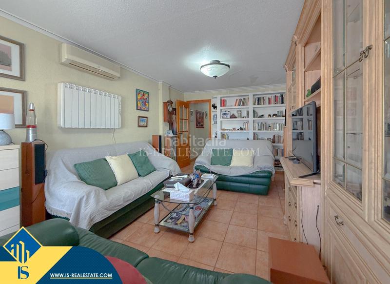 Foto ec455bb2-5b2d-4a0d-9ec4-41bce5a1258c. Ático atico con terraza , provincia de alicante. 3 habitaciones | 99 m² | 500 metros del mar en Torrevieja