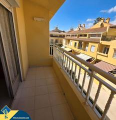 Pis a La Veleta. Apartamento con terraza en la provincia de alicante, en torrevie