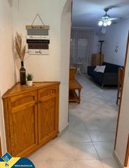 Appartement à Playa de los Náufragos. Apartamento con terraza en la provincia de alicante, en torrevie
