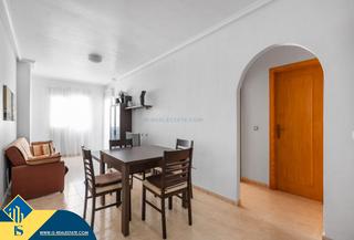 Appartement in Centro - Muelle Pesquero. Apartamento con terraza en torrevieja, provincia de alicante. 2