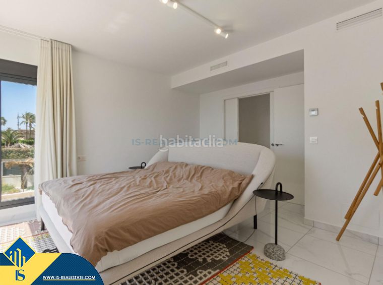 Foto 415a725e-761b-4b99-8d5e-a517372a33bf. Chalet mit parking pool in La Veleta Torrevieja