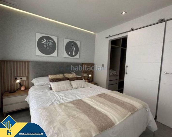 Foto 00b5859e-2c76-497a-a80b-14a324239626. Chalet mit parking pool in Los Balcones-Los Altos Torrevieja