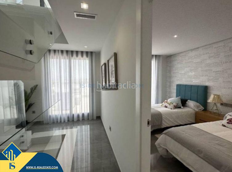 Foto 359dd0b9-a7ef-4332-8e5f-fd5e3cf37181. Chalet mit parking pool in Los Balcones-Los Altos Torrevieja