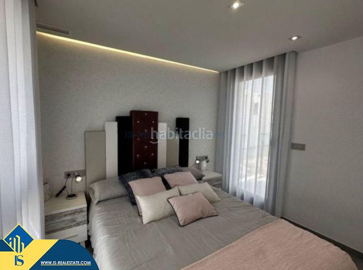 Foto 58bf4b14-baa4-4d4d-8091-b3953b7830a9. Chalet mit parking pool in Los Balcones-Los Altos Torrevieja