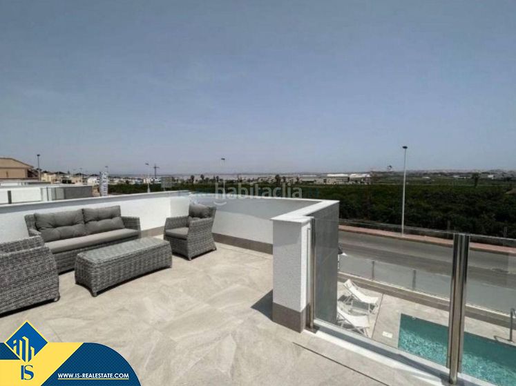 Foto cbe1c8ff-e7ae-4c89-86d1-628d9d83994d. Chalet mit parking pool in Los Balcones-Los Altos Torrevieja