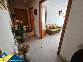Apartament a Centro - Muelle Pesquero. Apartamento para reformar, en la provincia de alicante, en la ci