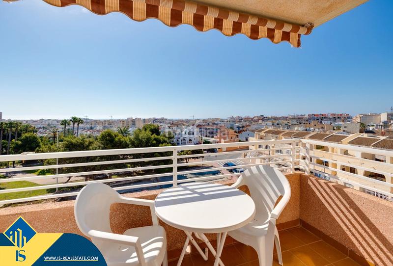 Foto 5d1bf1ff-ea91-4758-8269-01fc98a878a8. Piccolo appartamento con riscaldamento piscina in Torrevieja